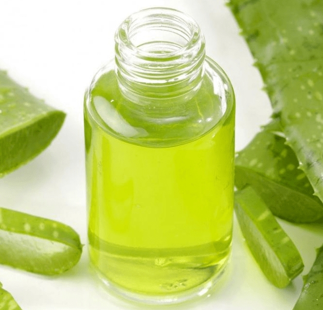 aloe နှင့်မျက်နှာအသားအရေနူးညံ့ခြင်းအတွက် multicomponent မျက်နှာဖုံးများ